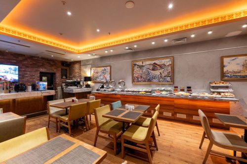Pera Tulip Cafe