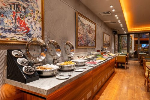 Pera Tulip Cafe